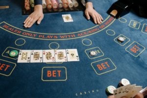 Các quy tắc chơi cơ bản của Baccarat 888B